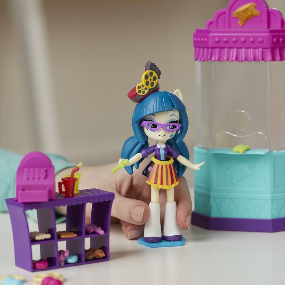 Игровой набор мини-кукол Кинотеатр из серии My Little Pony Equestria Girls  